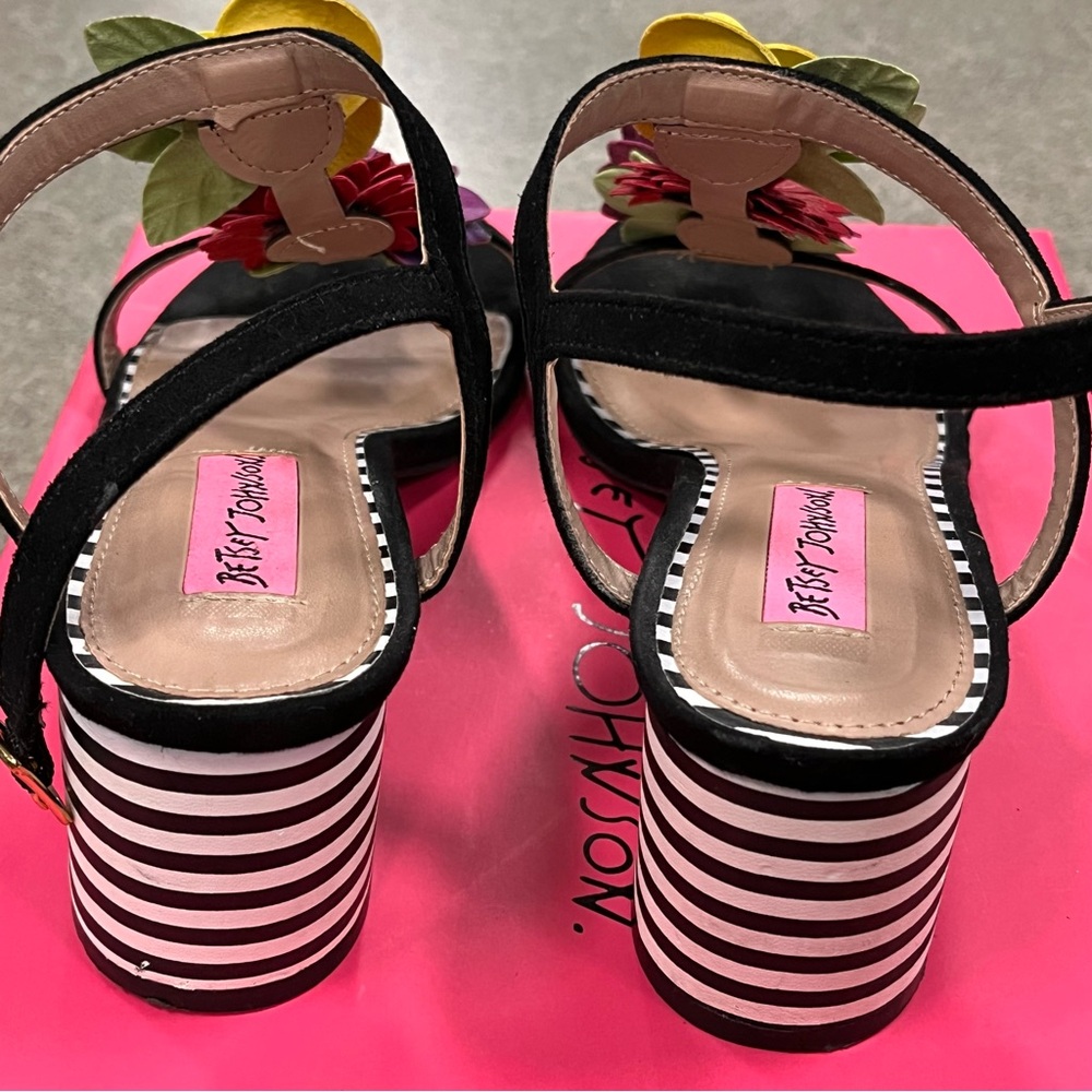 Betsey Johnson Black Sandals with Colorful Floral Accents - Picture 9 of 12